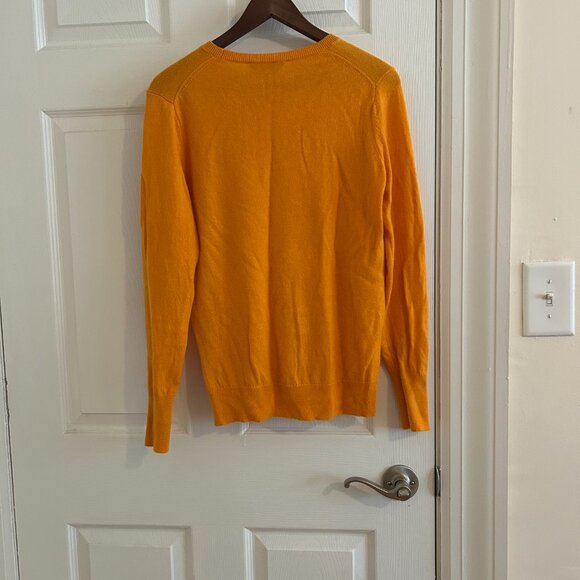 Everlane Cashmere Crew Sweater in Kumquat - Picture 2 of 5